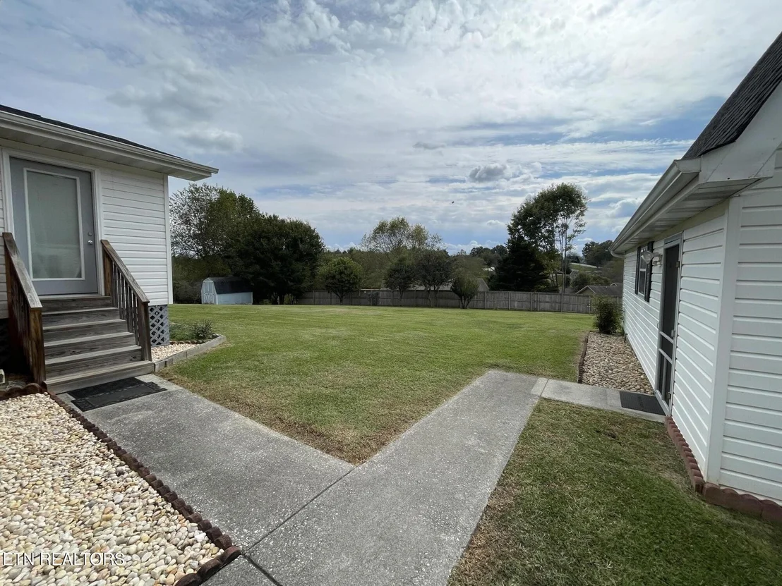 Photo of 421 Woods View Circle