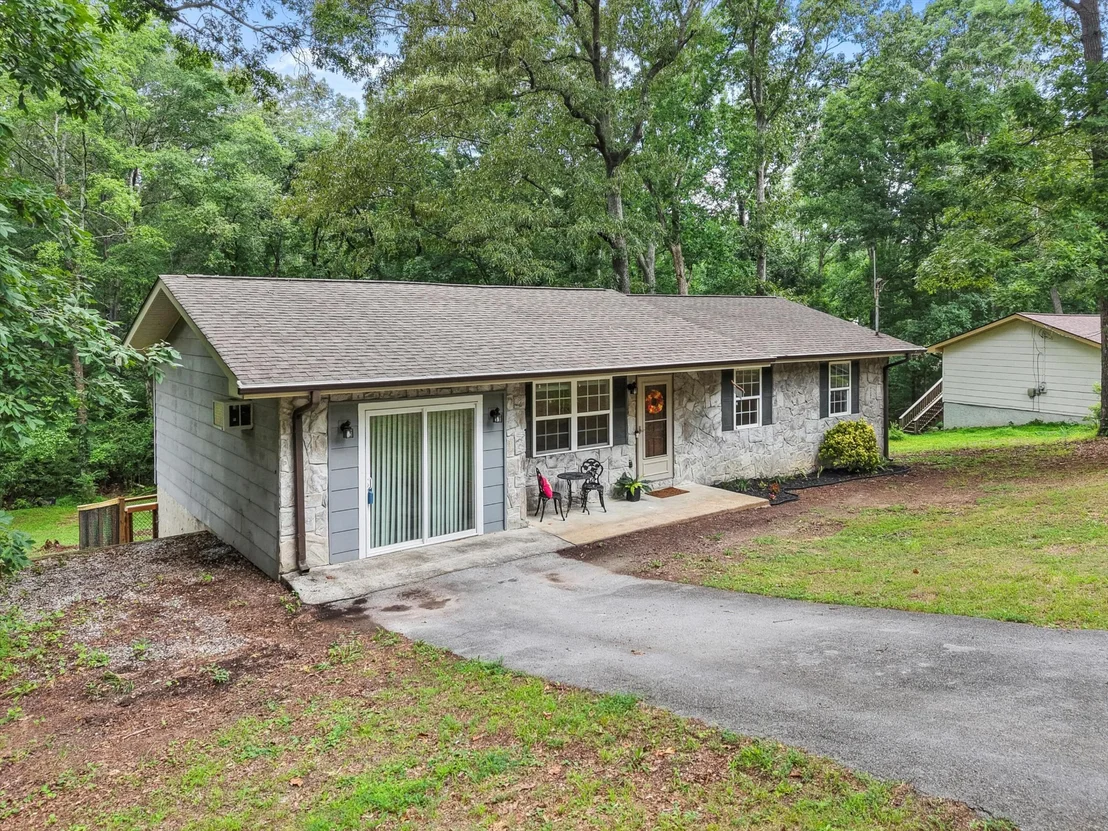 Photo of 300 Marion Drive