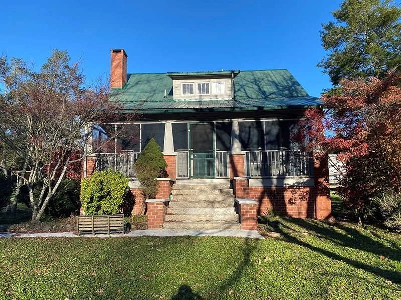 Photo of 1240 Byrams Fork Road