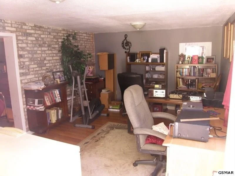 Photo of 3240 Grove Road