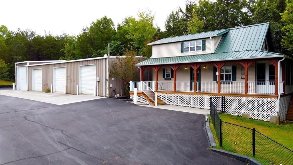 Photo of 809 SYLVIA Lane