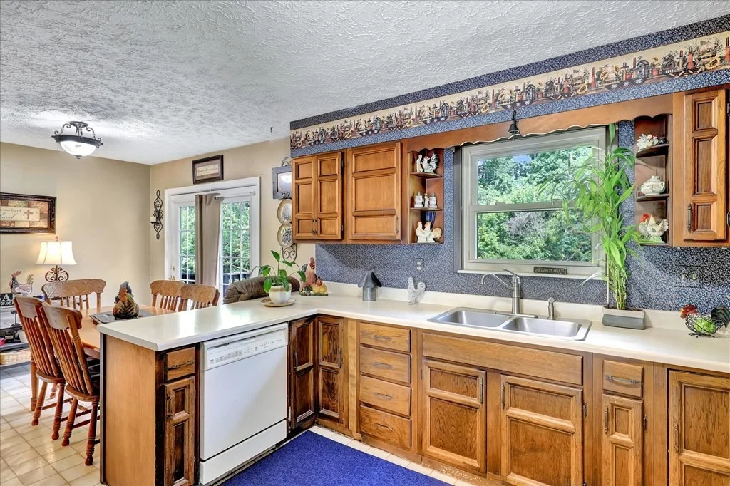 Photo of 1404 Emily Drive