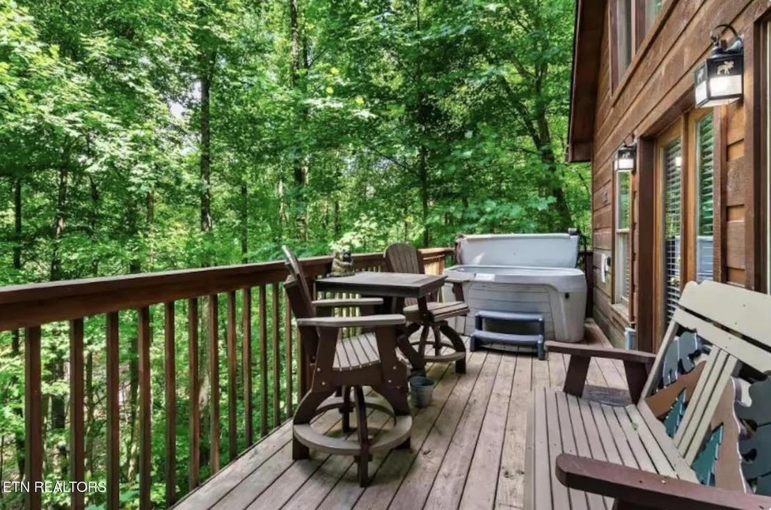 Photo of 1031 Elm Circle