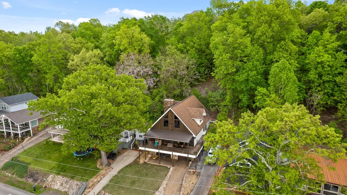 Photo of 6100 Lynn Road