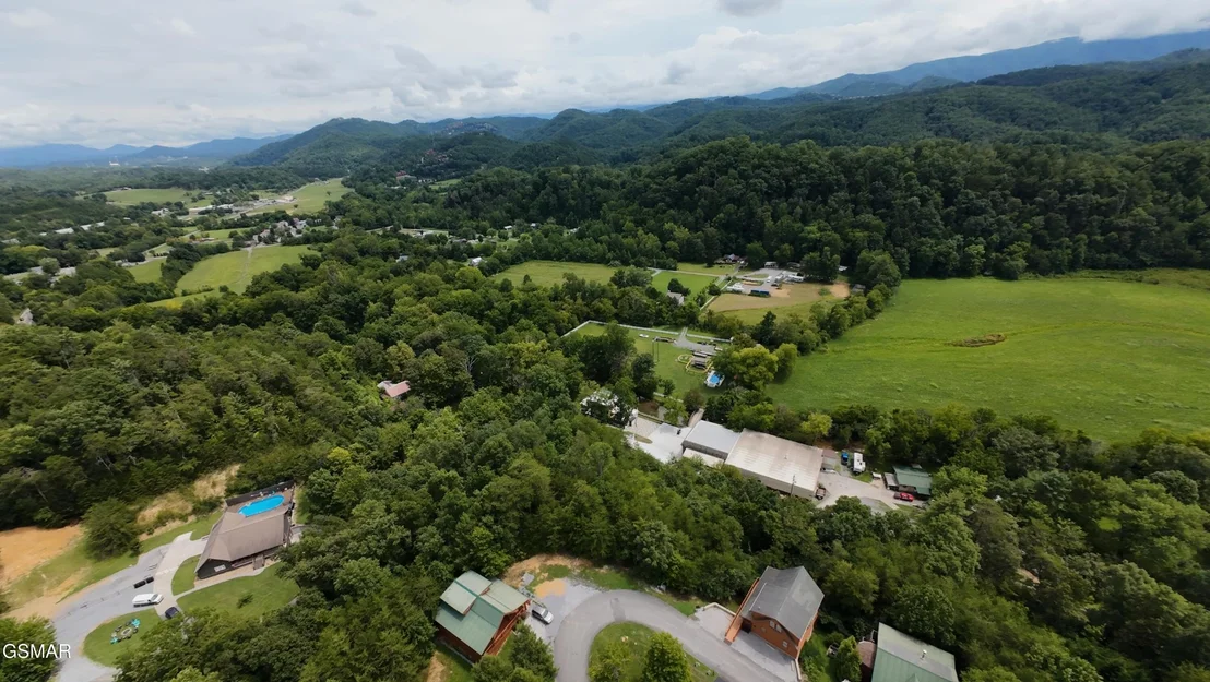 Photo of 2027 Piney Overlook Lane
