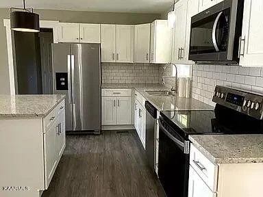 Photo of 441 Defoe Circle