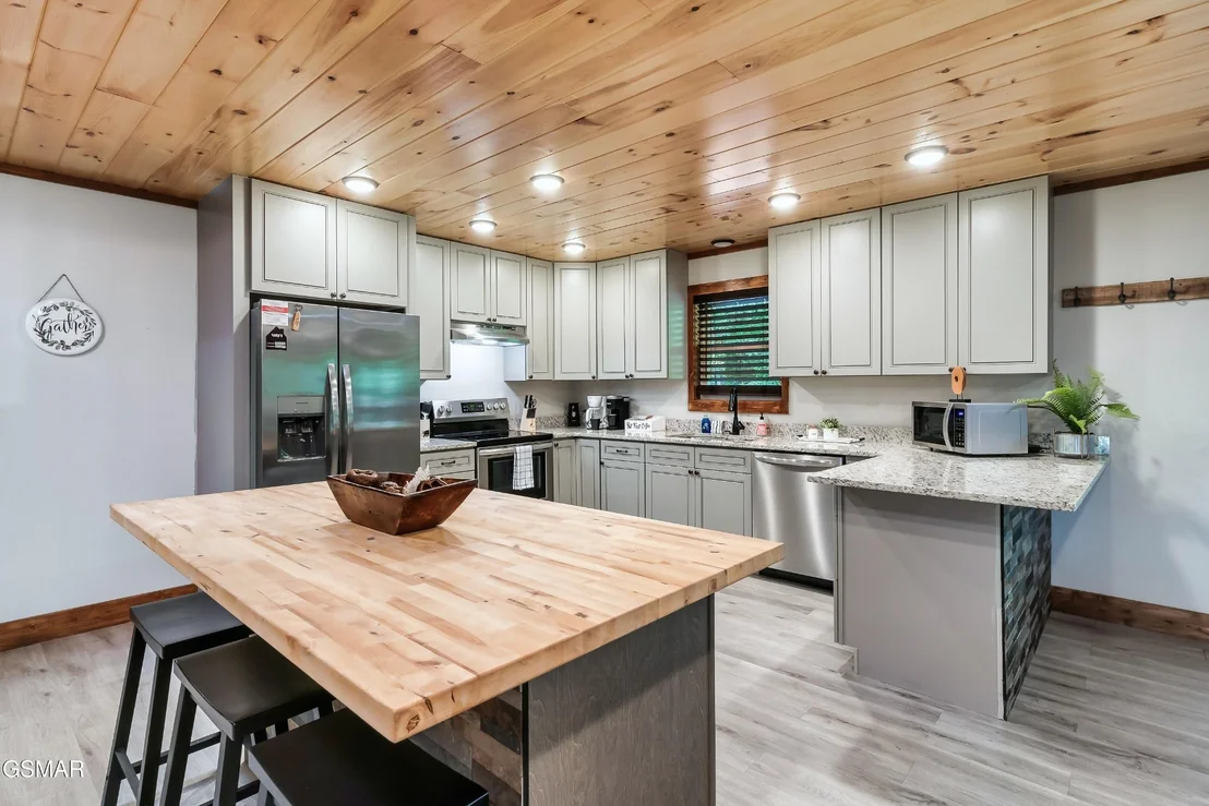 Photo of 3613 Old Mountain Road