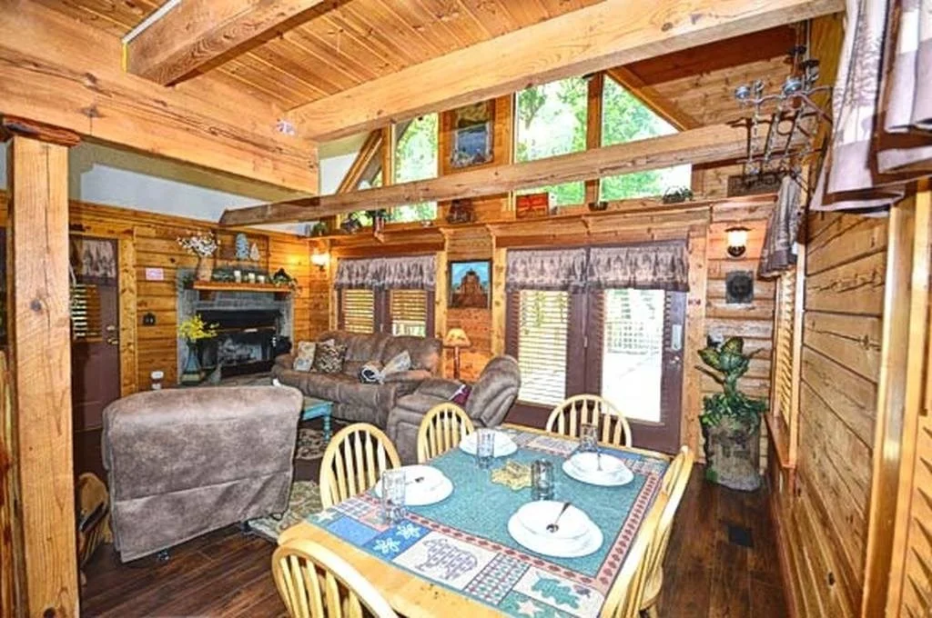 Photo of Unit BEARMOUNTAINHIDEAWAY at 2115 Rabbit Point Way