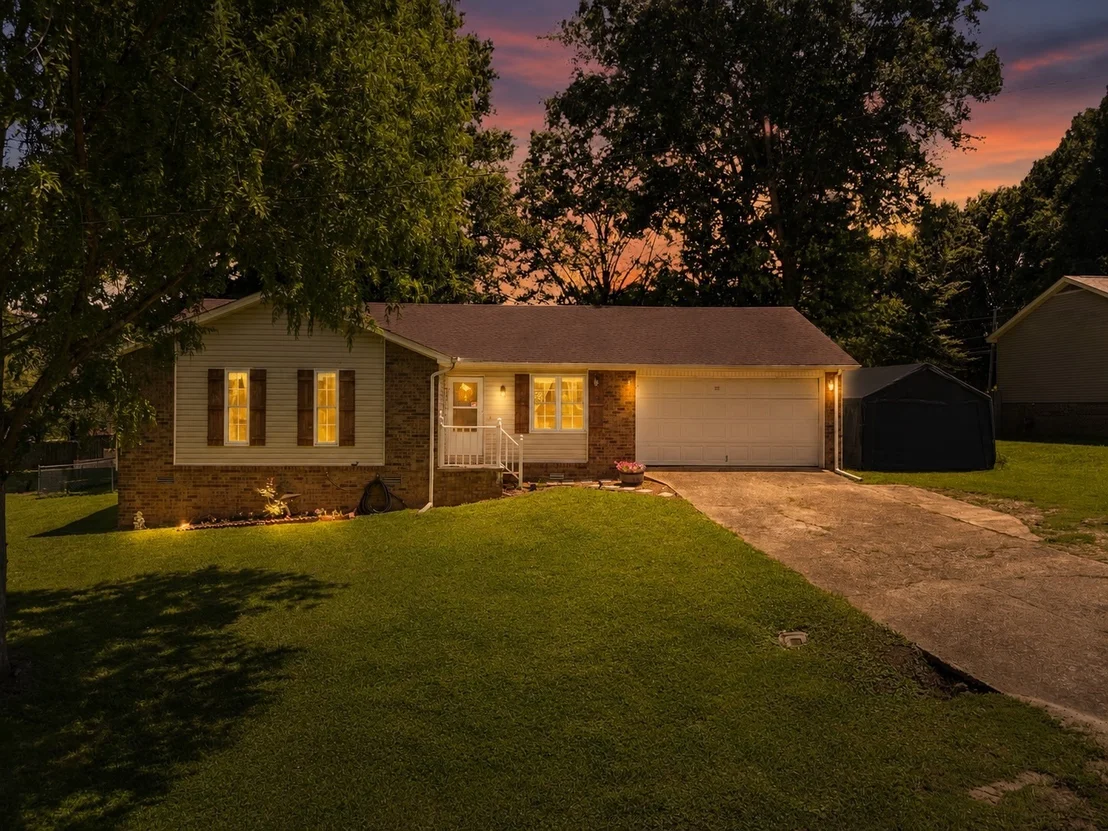 Photo of 155 Penny Ln