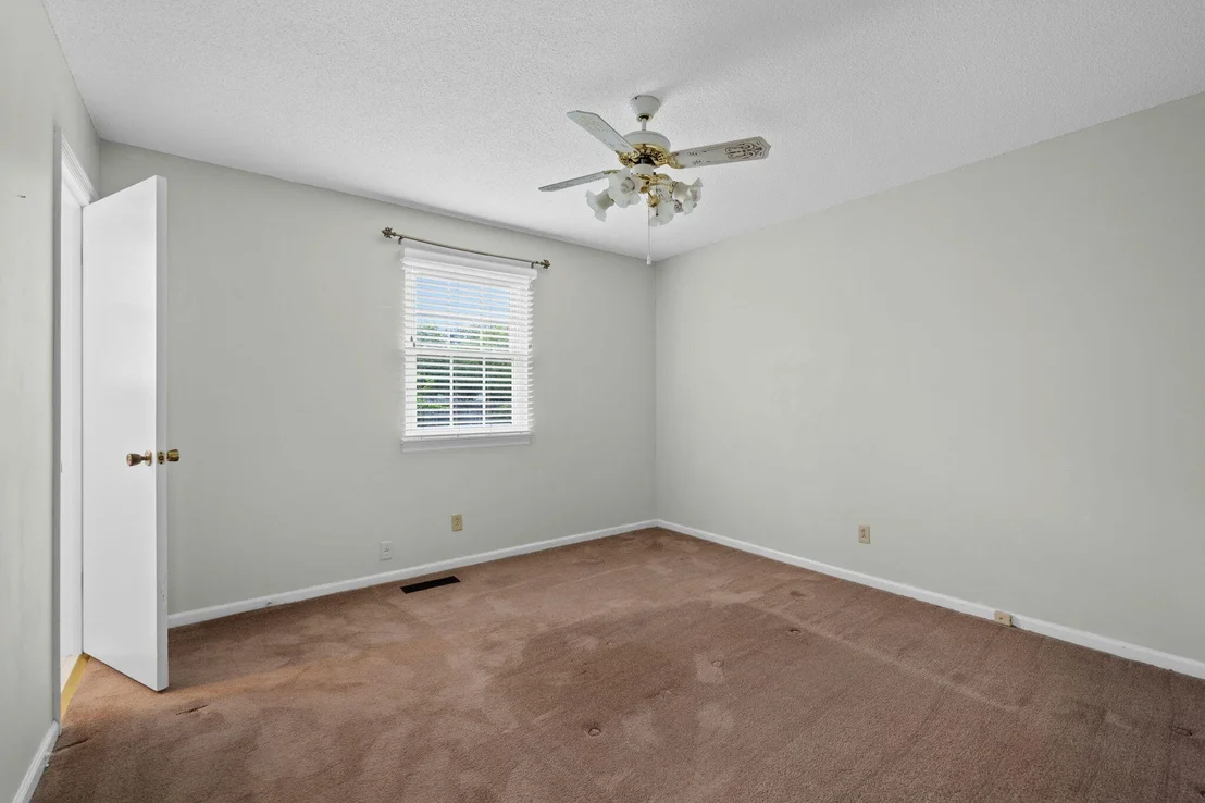 Photo of 8979 Hensley Road