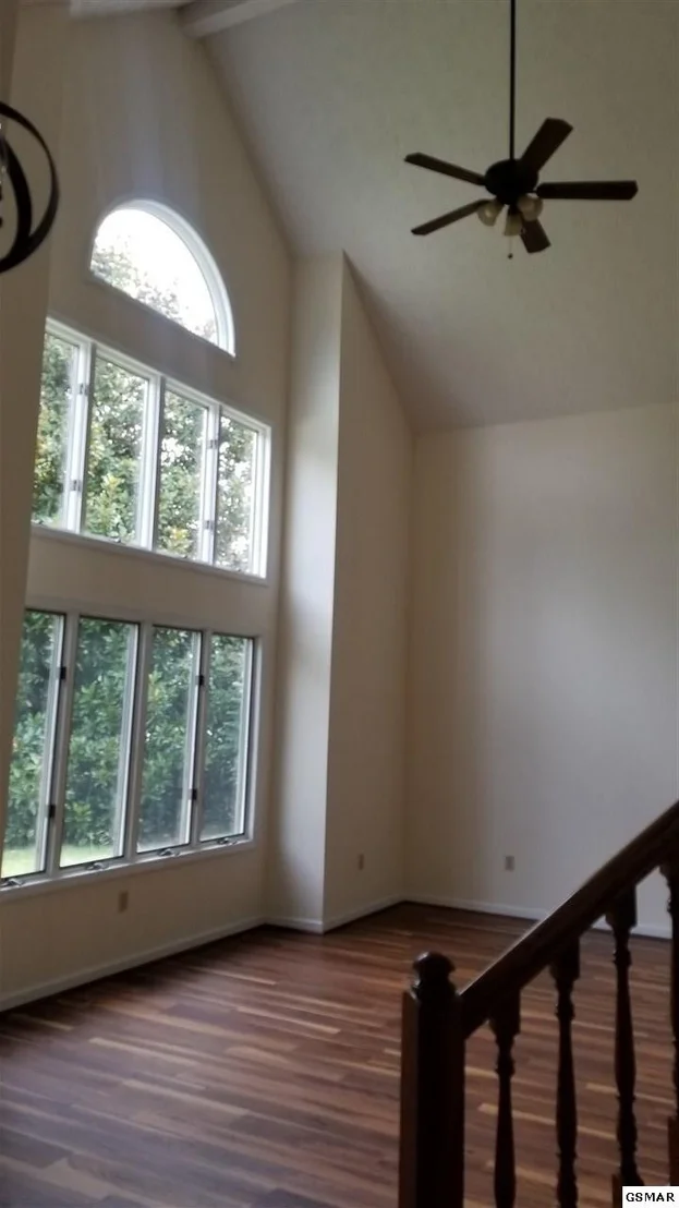 Photo of 619 Broadview Drive