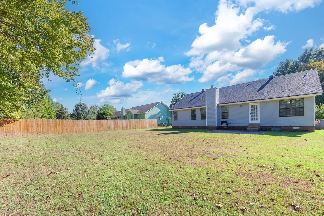 Photo of 227 Buttonwood Dr