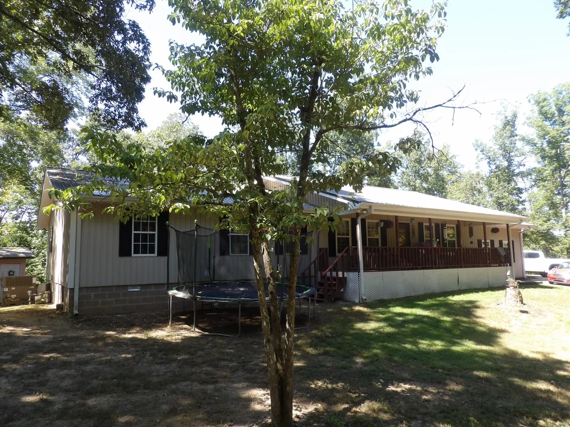 Photo of 2719 McKenzie Rd