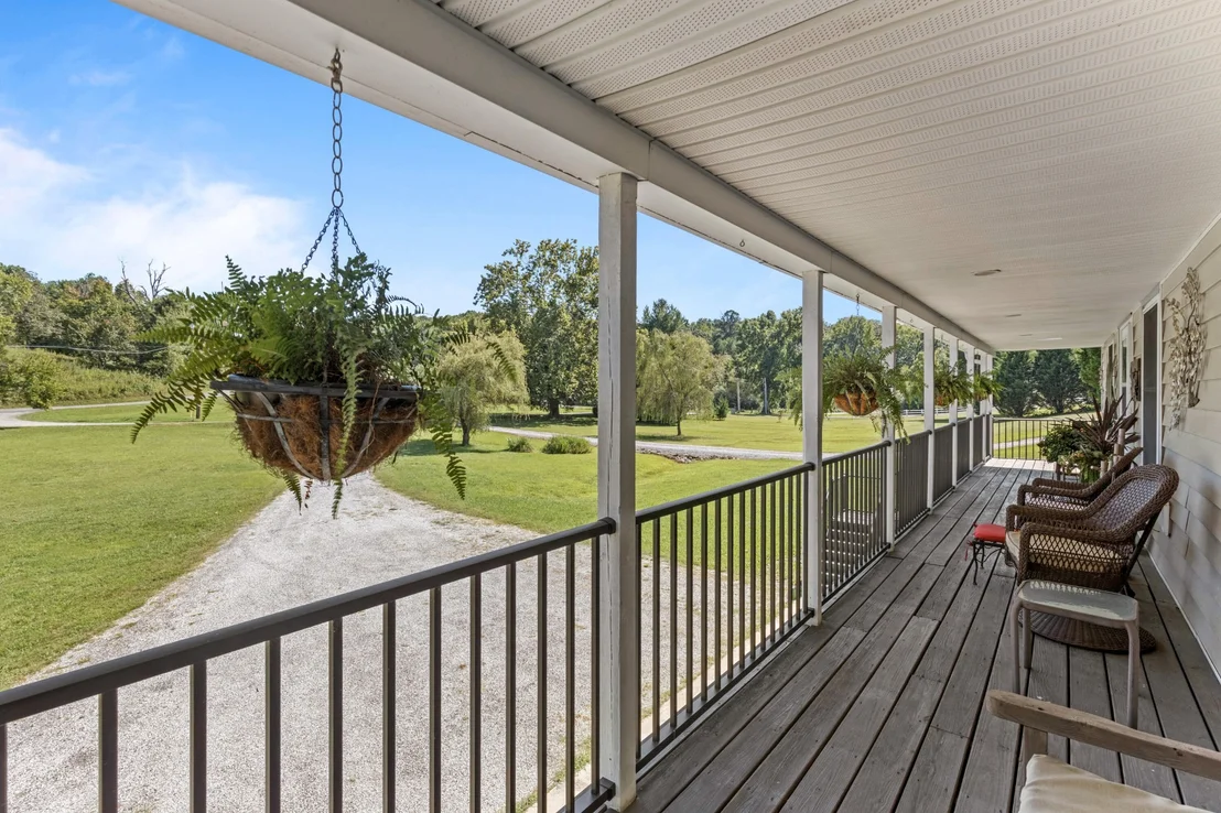 Photo of 122 Eagle Point Drive