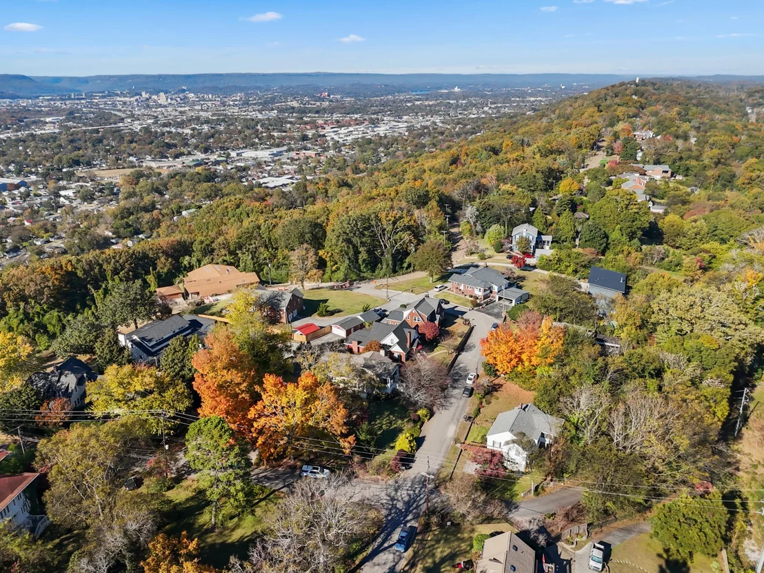 Photo of 643 E Crest Road
