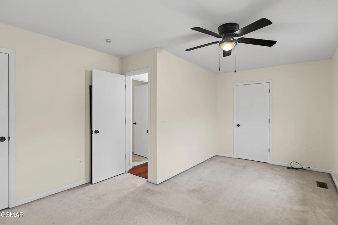 Photo of 409 Clearbrook Drive