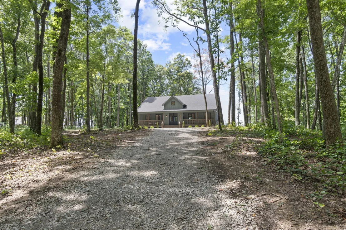 Photo of 824 Valley View Drive