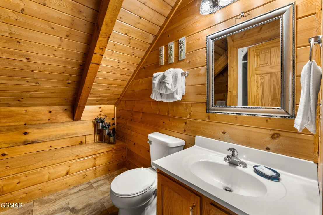 Photo of 2101 Red Bud Road