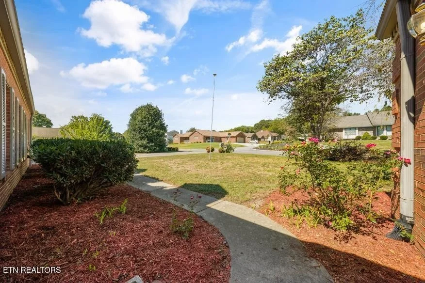 Photo of 1210 Briar Lea