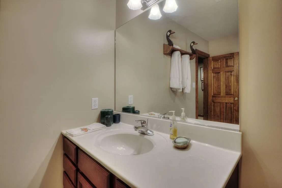 Photo of 121 Greystone Way