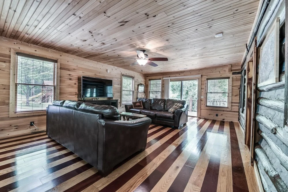 Photo of 1049 Alpine Rd