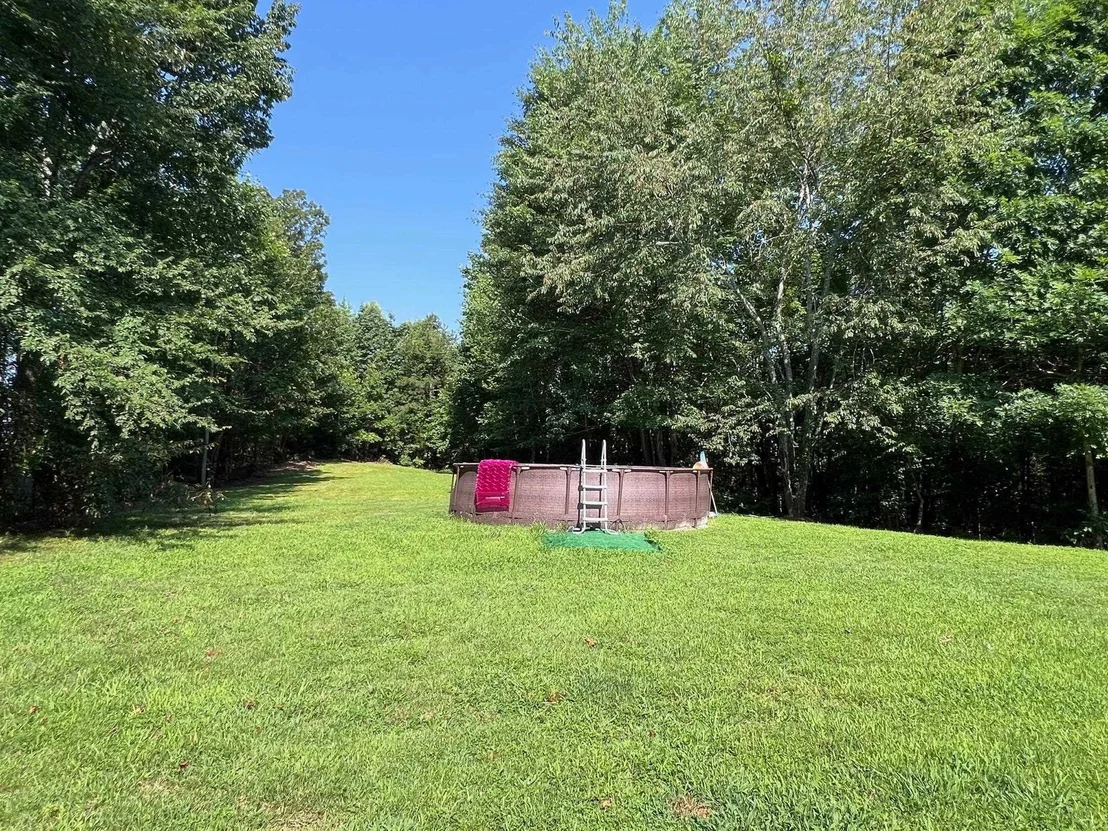 Photo of 865 SYLVAN DR