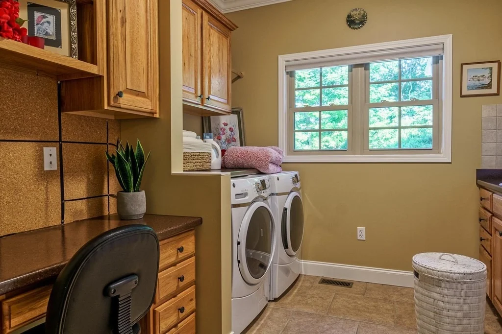 Photo of 1065 Kodak Road