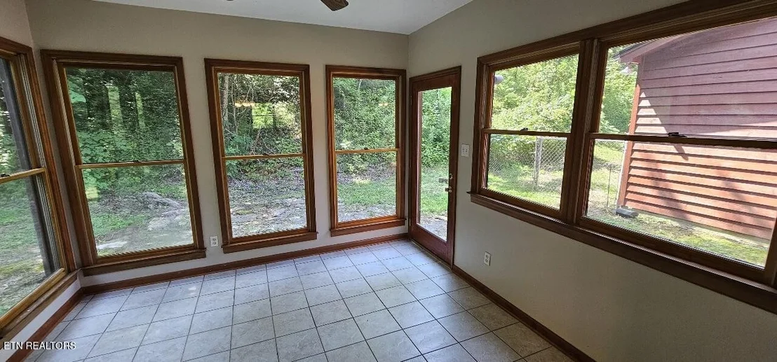 Photo of 360 Front St