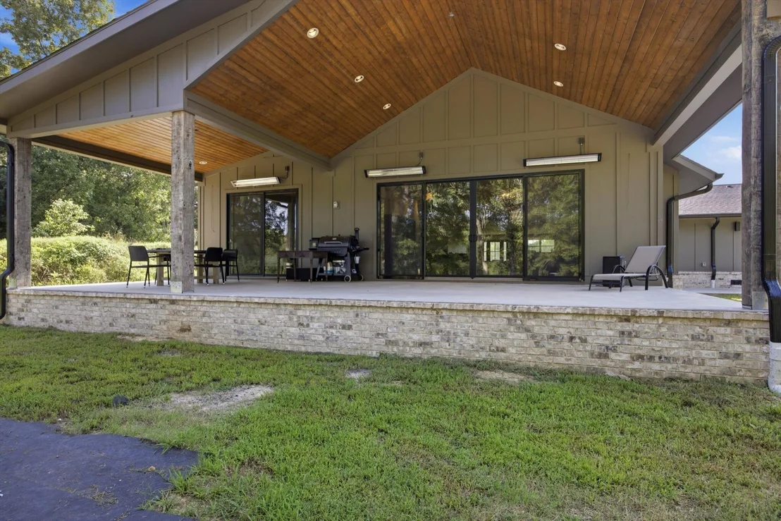 Photo of 965 Lofton Lane