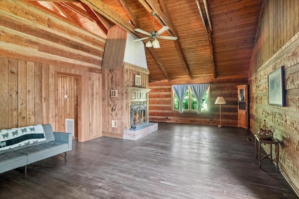 Photo of 3221 Bryan Road