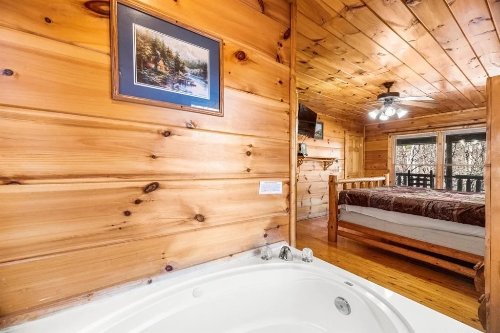 Photo of 1234 Lakeview Drive