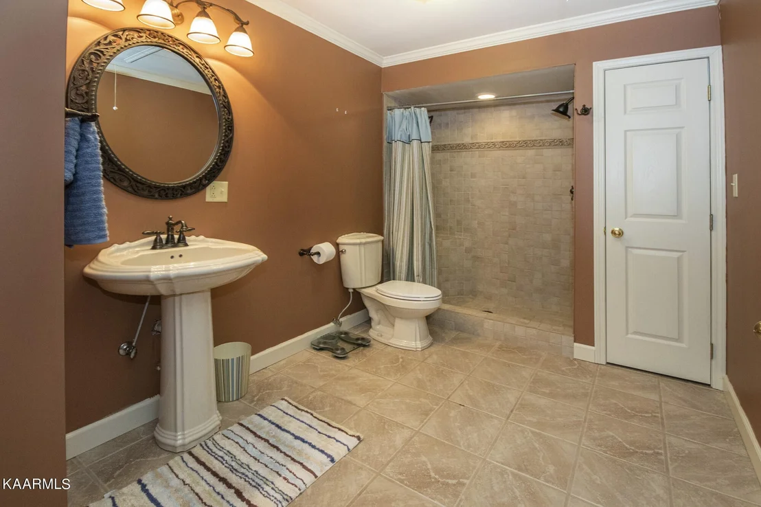 Photo of 845 Bennett Place