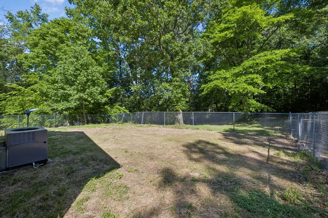 Photo of 619 Longbranch Rd