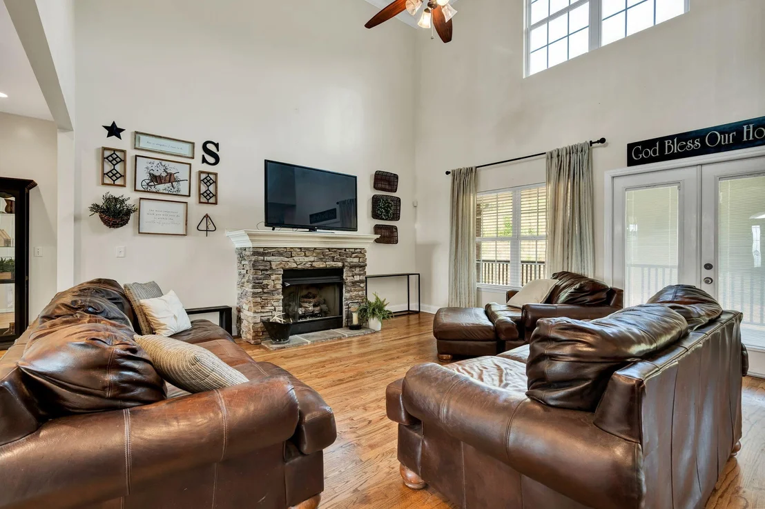 Photo of 6873 Sam Smith Road