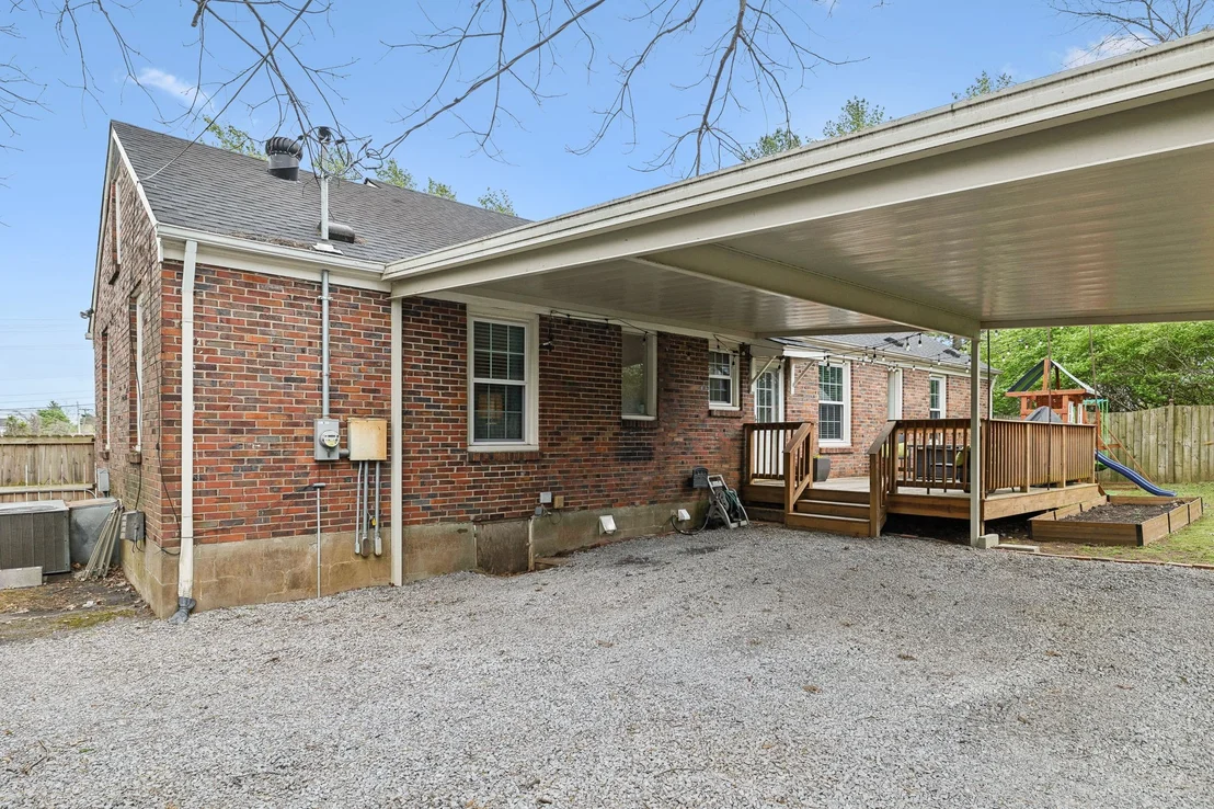 Photo of 5601 Stoneway Trl