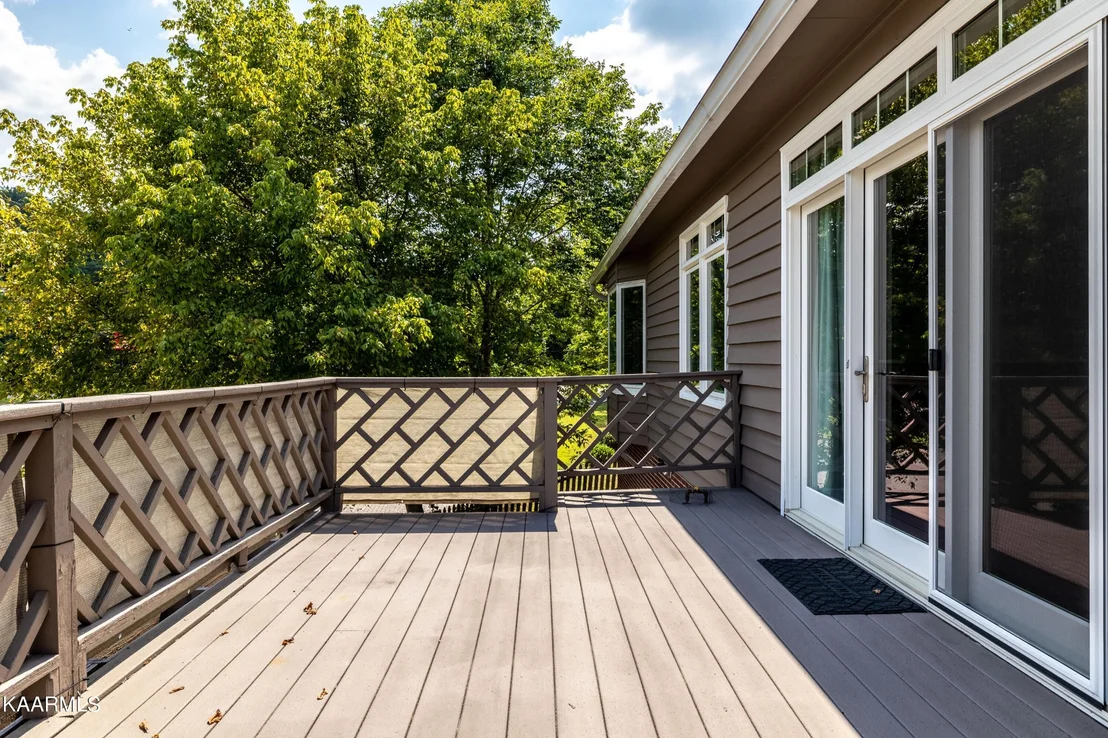 Photo of 65 Riverview Drive