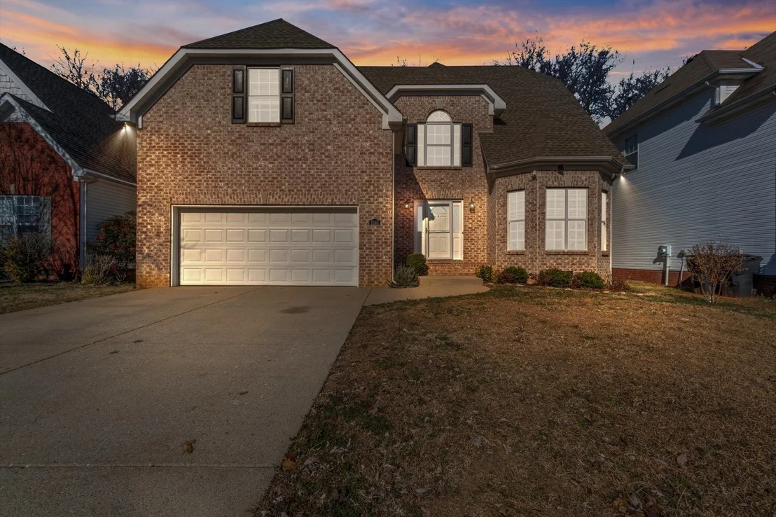 Photo of 2141 Aberdeen Cir