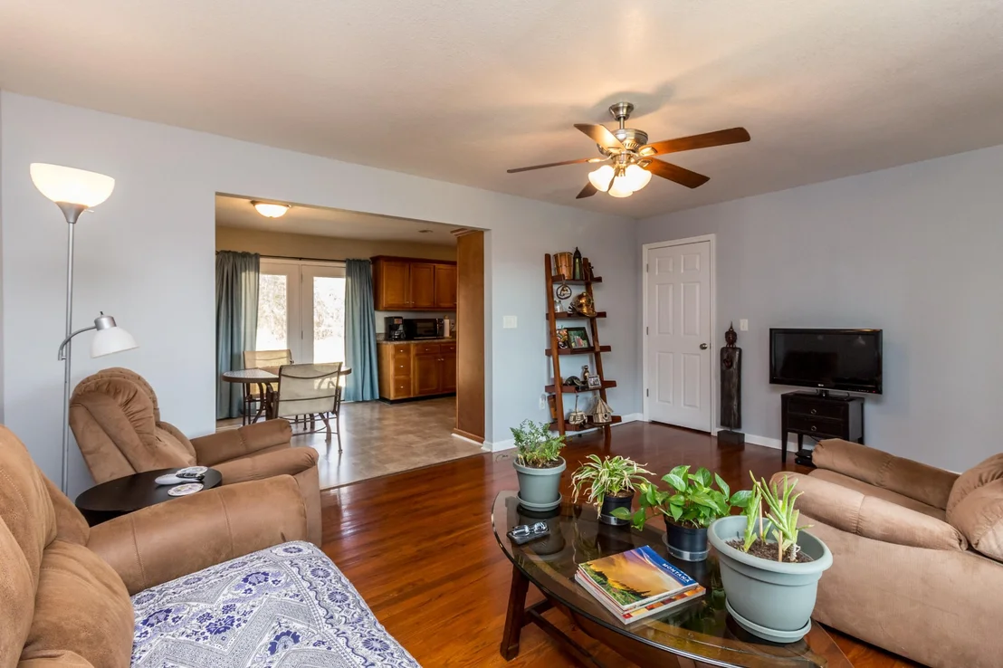 Photo of 171 Davis Road