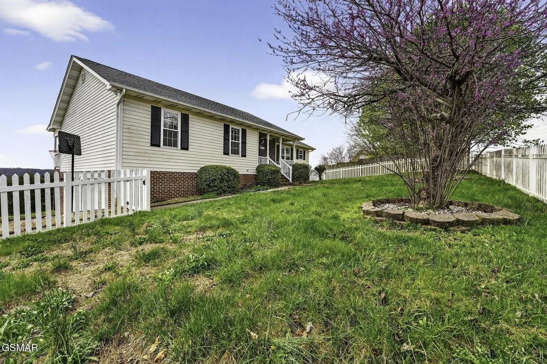 Photo of 477 Klondike Circle