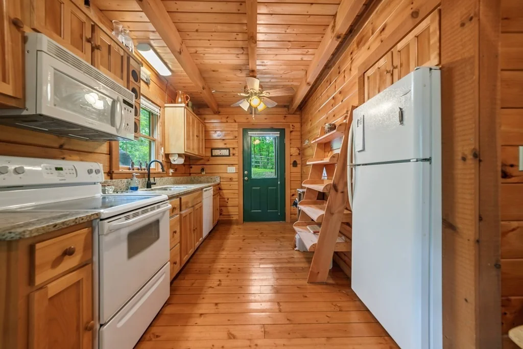 Photo of 4226 Chamberlain Lane