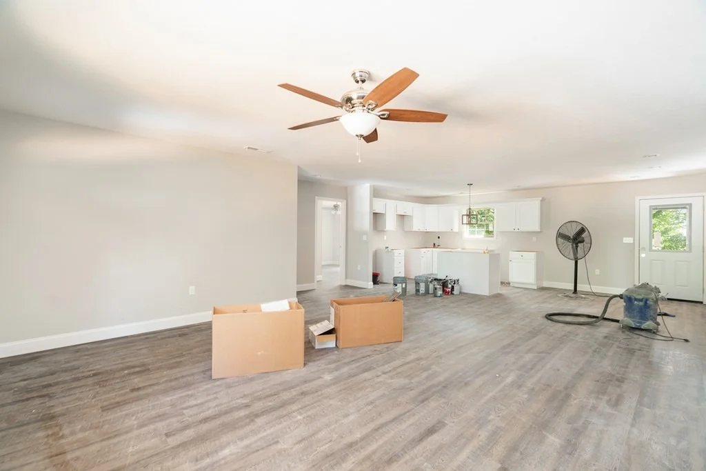 Photo of 1420 S Circle Drive