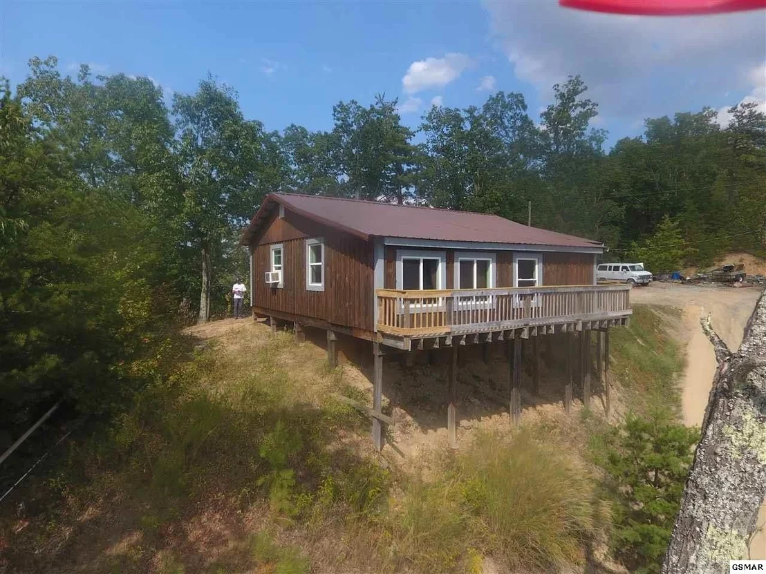 Photo of 3032 Arch Road