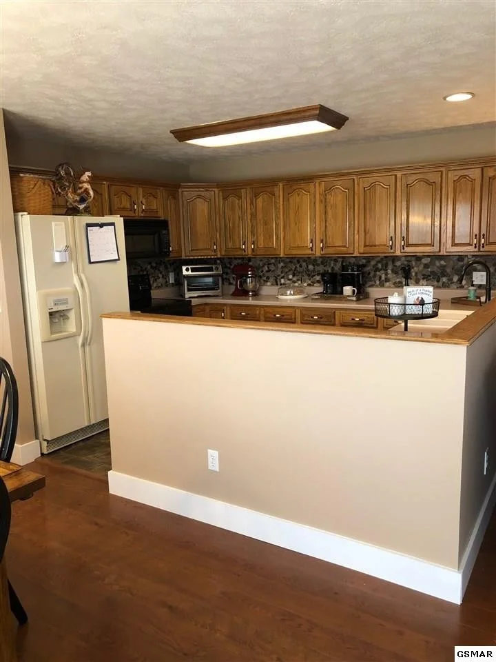 Photo of 906 Brenna