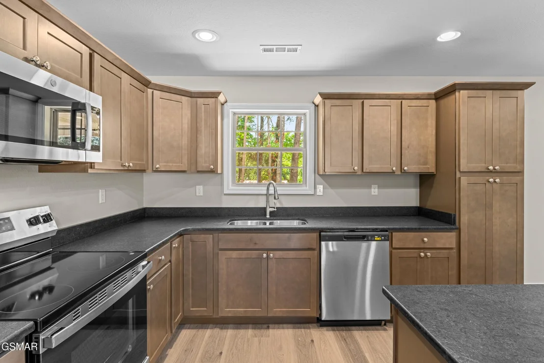 Photo of 1018 Cedar Ln