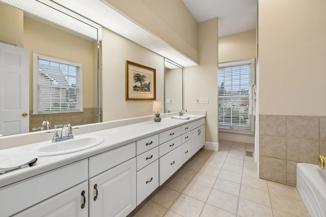 Photo of 108 Ewing Dr