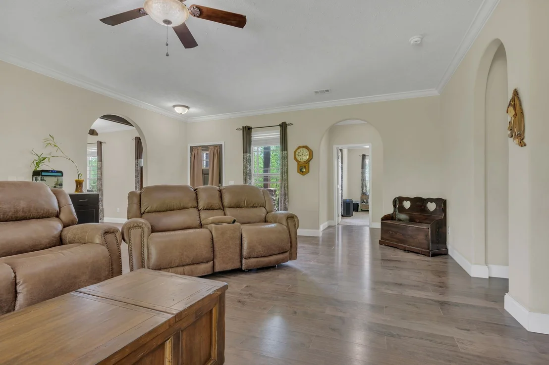 Photo of 520 Young Rd