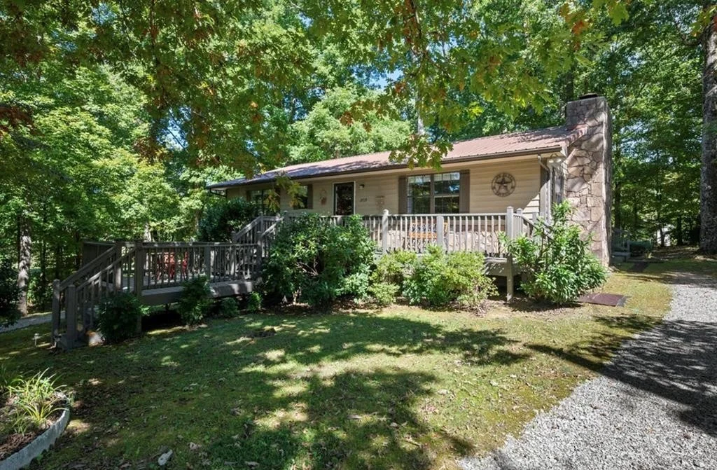 Photo of 3719 Thayer Lane