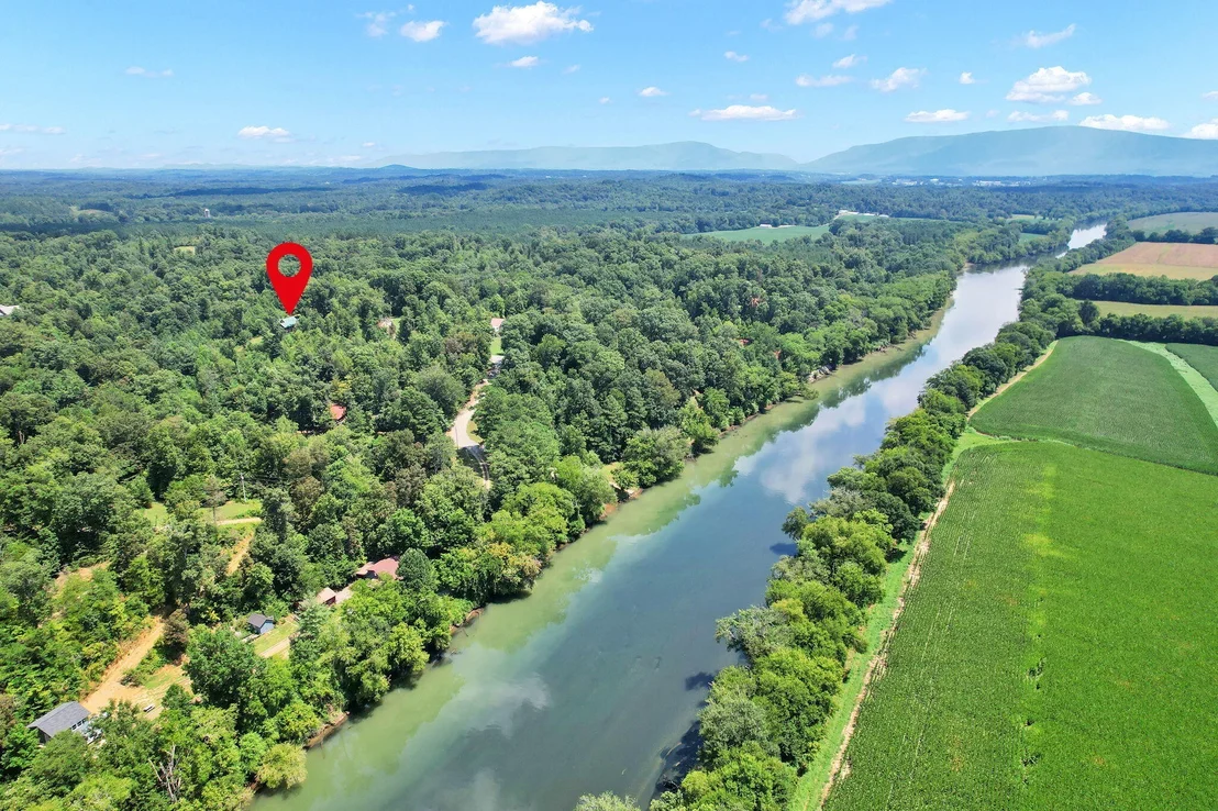 Photo of 252 River Run Road