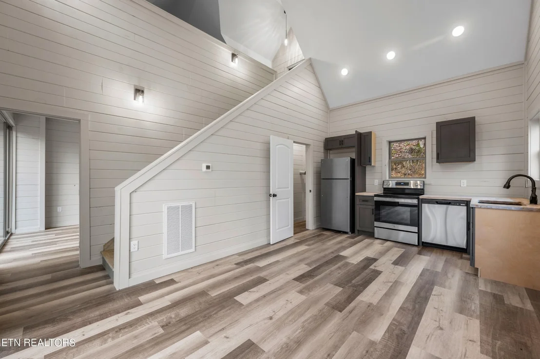 Photo of 154 Jolene Way