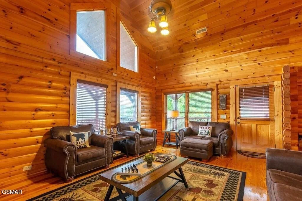 Photo of 2512 Laurel Point Way